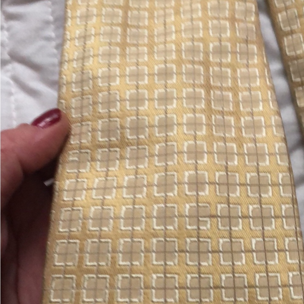 Gucci Mens Necktie - Picture 2 of 5